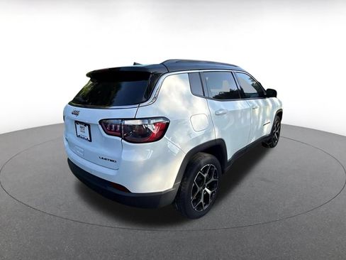Used 2025 Jeep Compass Limited AWD/4WD image 7