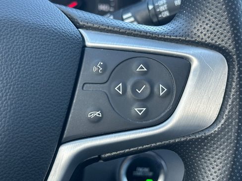 Used 2023 GMC Terrain SLE w/ Driver Convenience Package image 32