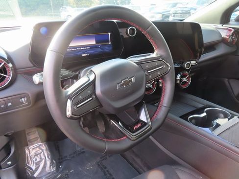 Used 2025 Chevrolet Blazer EV RS image 14