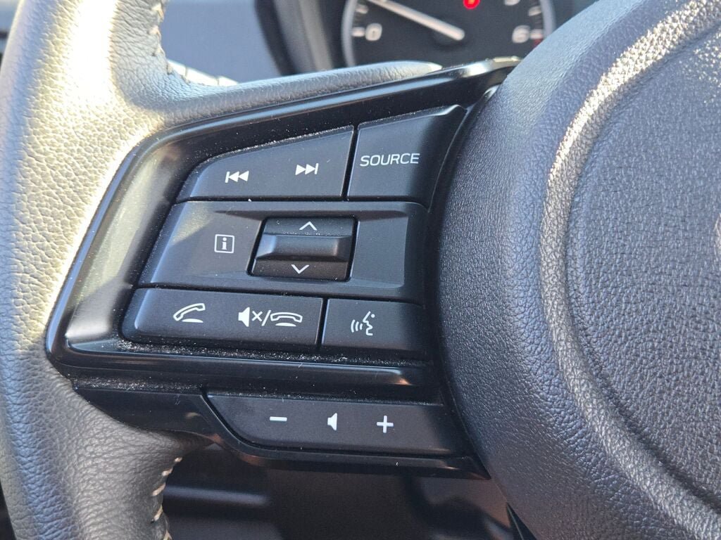 Certified 2025 Subaru Forester Premium AWD/4WD image 35