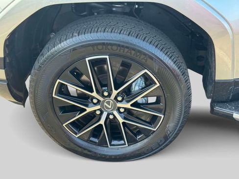 Used 2025 Lexus GX 550 w/ Cold Area Package image 10