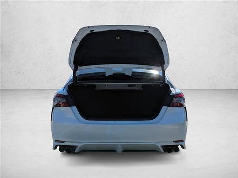 Used 2023 Toyota Camry XSE image 7