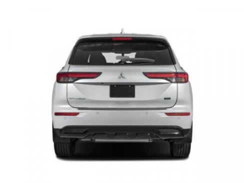 Used 2023 Mitsubishi Outlander SE Black Edition image 5