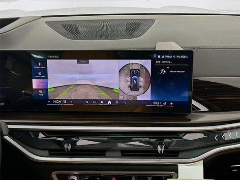 New 2026 BMW X5 xDrive40i w/ Premium Package image 14