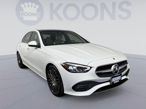 Used 2025 Mercedes-Benz C 300 4MATIC Sedan image 2