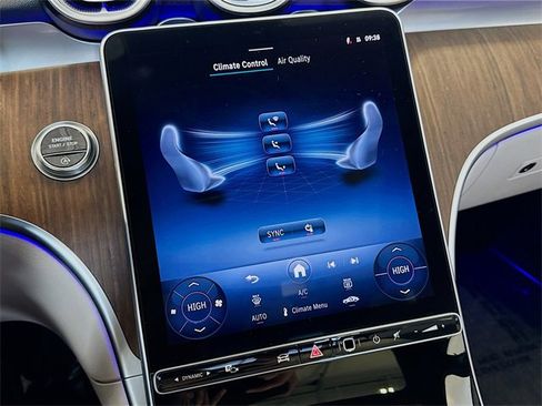 Certified 2025 Mercedes-Benz C 300 4MATIC Sedan image 16