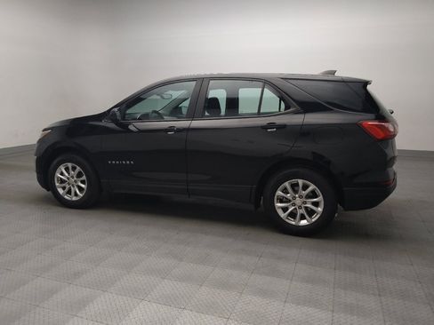 Used 2020 Chevrolet Equinox LS image 3