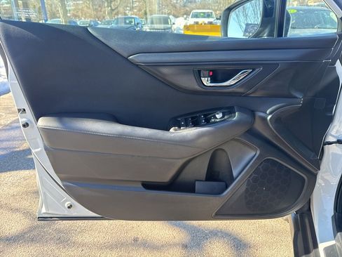 Used 2022 Subaru Outback Premium image 21