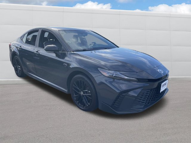 Used 2025 Toyota Camry SE AWD/4WD image 11