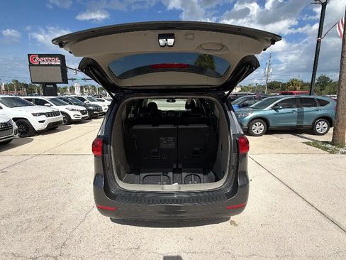 Used 2016 Kia Sedona EX FWD image 28