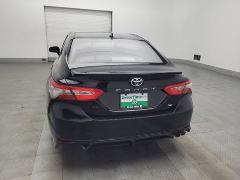 Used 2019 Toyota Camry SE image 6