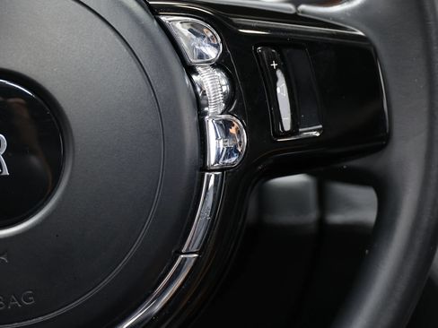 Used 2013 Rolls-Royce Ghost RWD image 30