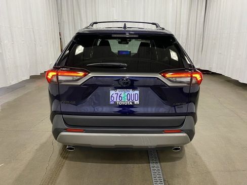 Used 2025 Toyota RAV4 Limited image 4