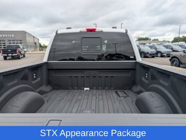 Used 2024 Ford F250 XL w/ STX Appearance Package AWD/4WD image 10
