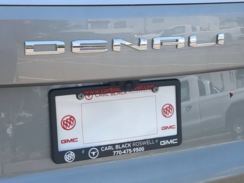 Used 2026 GMC Yukon Denali AWD/4WD image 32