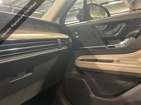 Certified 2022 Lincoln Corsair Reserve w/ Sport Package image 19