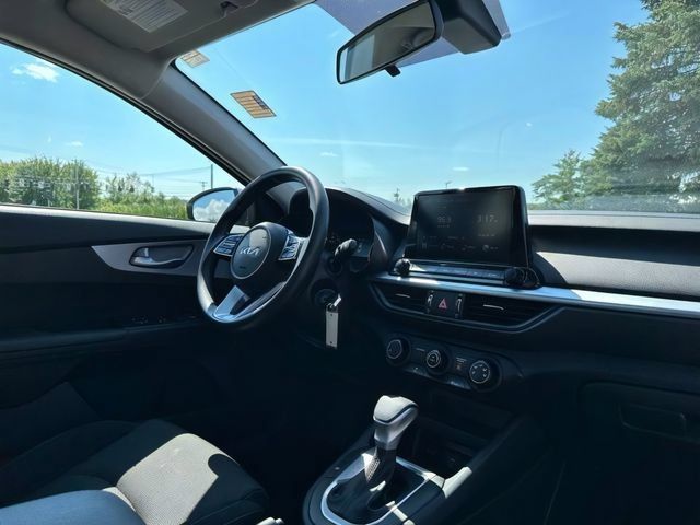 Used 2024 Kia Forte LXS FWD image 23