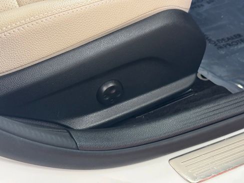 Used 2017 Mercedes-Benz C 300 4MATIC Sedan image 25