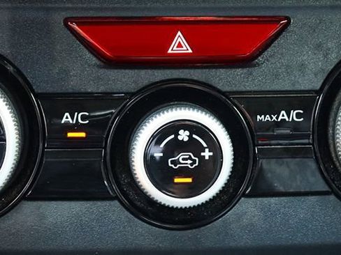 Used 2020 Subaru Crosstrek 2.0i Limited w/ Moonroof Package w/Navigation image 46