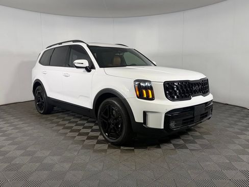 Used 2025 Kia Telluride SX X-Line AWD/4WD image 3