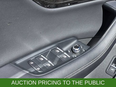 Used 2025 Audi Q7 3.0T Premium Plus AWD/4WD image 28