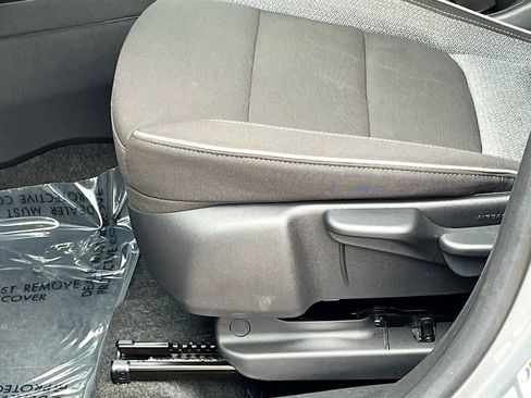 Used 2024 Chevrolet TrailBlazer LT image 19