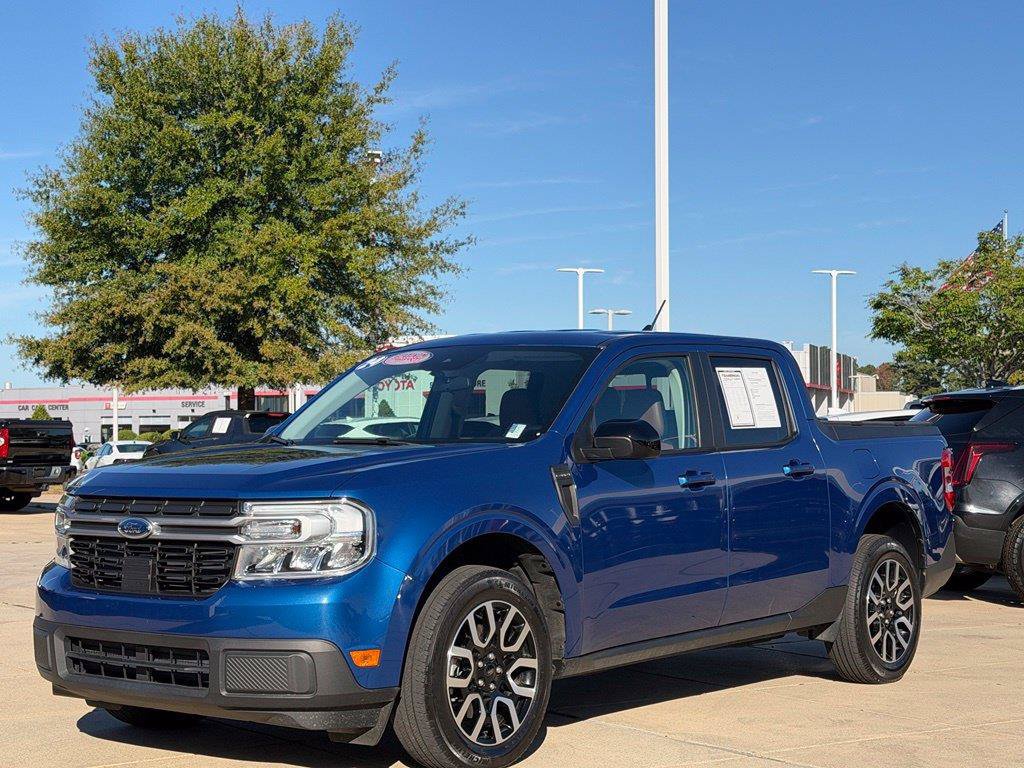Used 2024 Ford Maverick Lariat FWD image 4