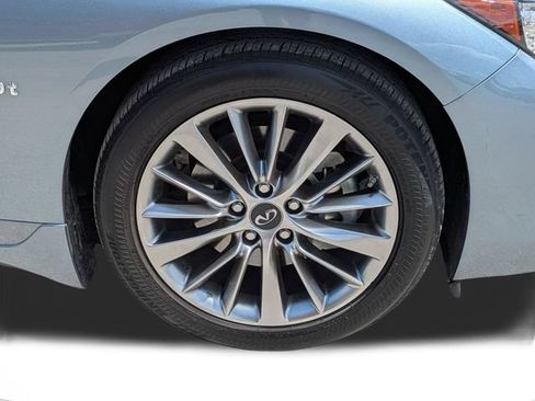 Used 2018 INFINITI Q50 Luxe w/ Essential Package (3.0T Luxe) RWD image 11