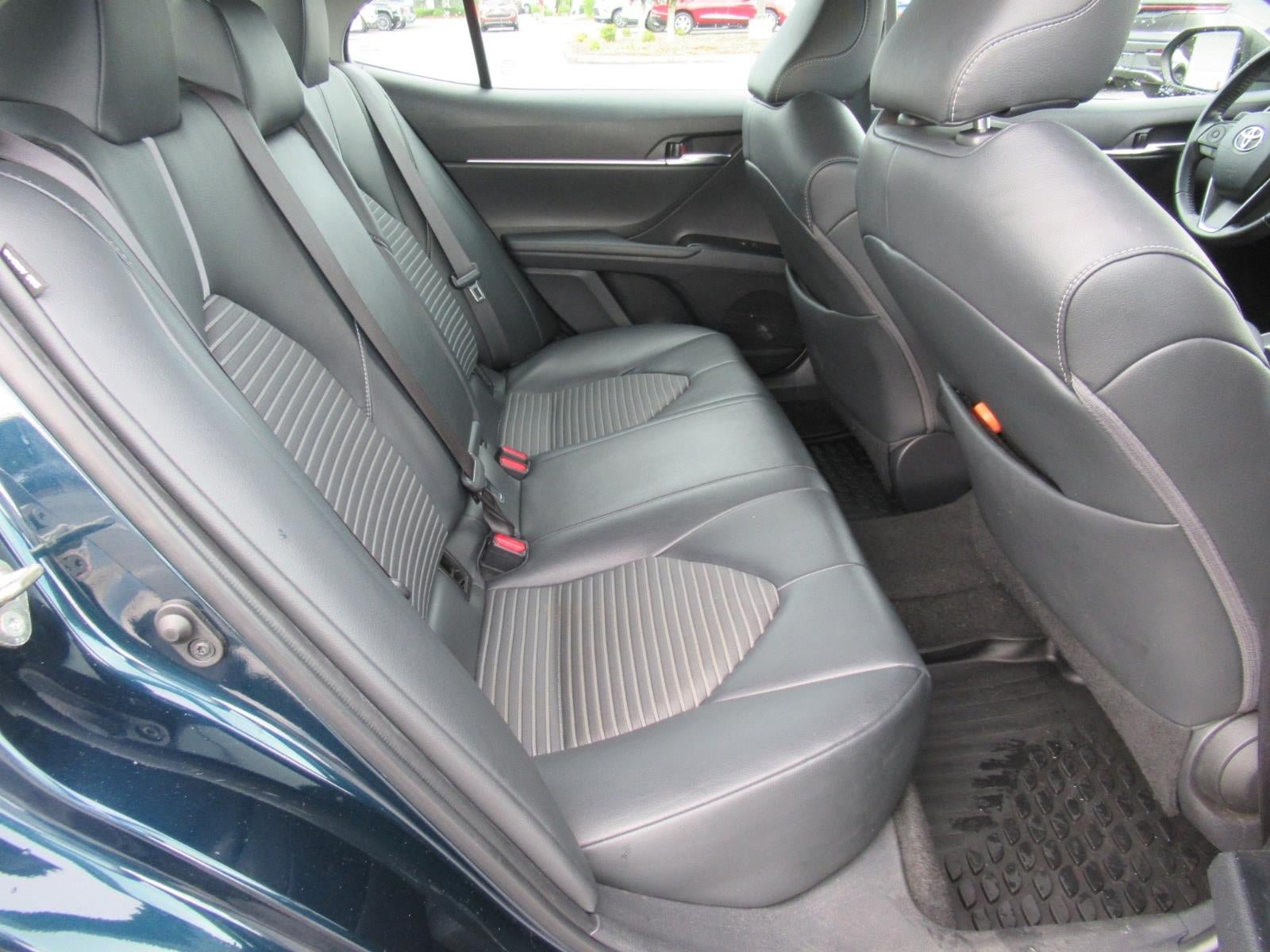 Used 2019 Toyota Camry SE FWD image 30