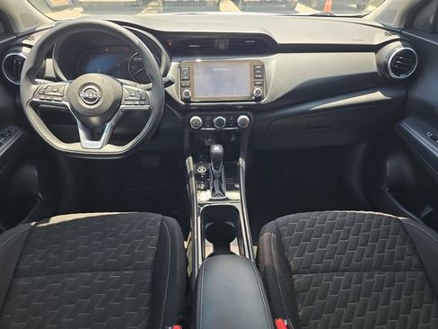 Certified 2023 Nissan Kicks SV FWD image 12