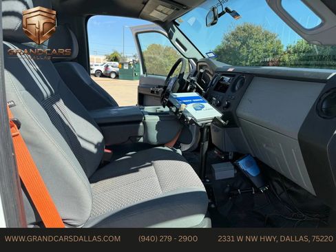 Used 2015 Ford F450 XL w/ Power Equipment Group image 13