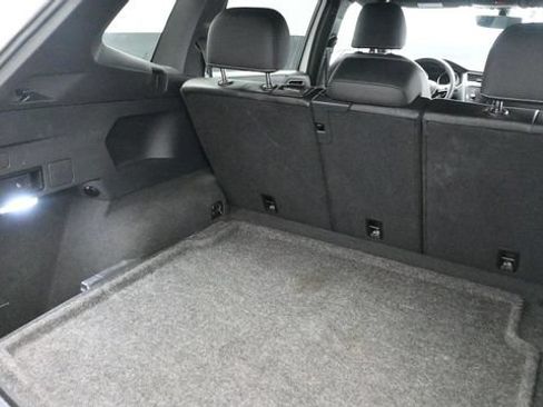 Used 2021 Volkswagen Tiguan SE R-Line AWD/4WD image 17
