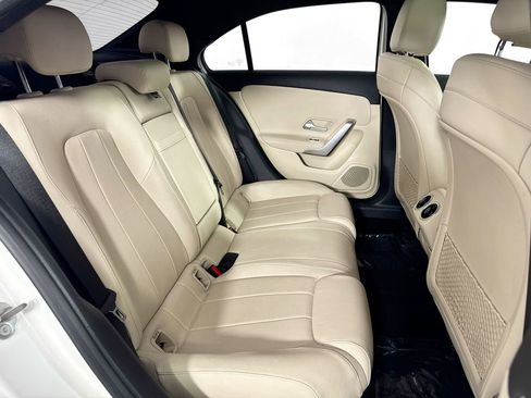 Used 2019 Mercedes-Benz A 220 4MATIC image 31