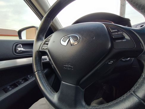 Used 2013 INFINITI G37 x w/ Premium Pkg image 19