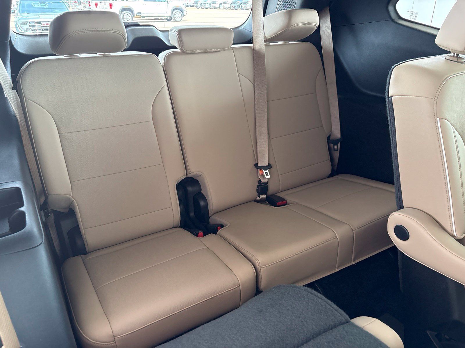 Used 2025 Buick Enclave Preferred FWD image 19