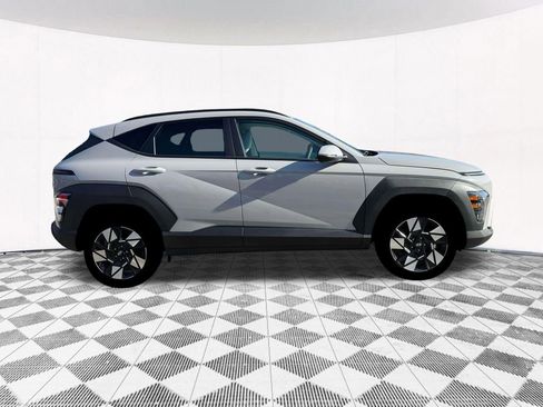 Used 2025 Hyundai Kona SEL image 14
