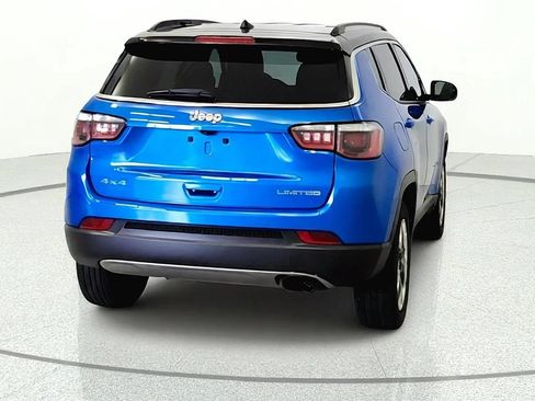 Used 2018 Jeep Compass Limited AWD/4WD image 5