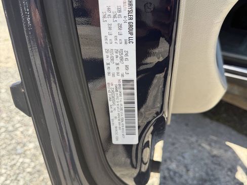 Used 2014 Dodge Grand Caravan SXT FWD image 7