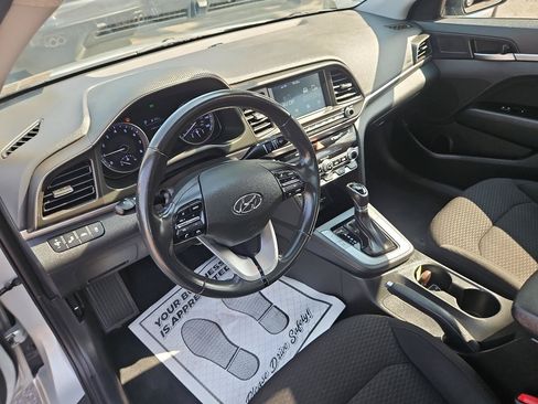 Used 2019 Hyundai Elantra Value Edition w/ Cargo Package FWD image 15