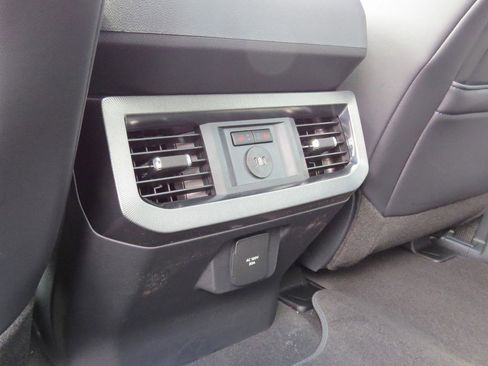 New 2025 Ford F250 Platinum image 17