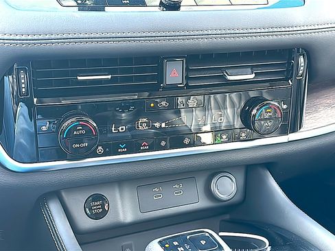 New 2026 Nissan Rogue Platinum w/ Platinum Premium Package image 25