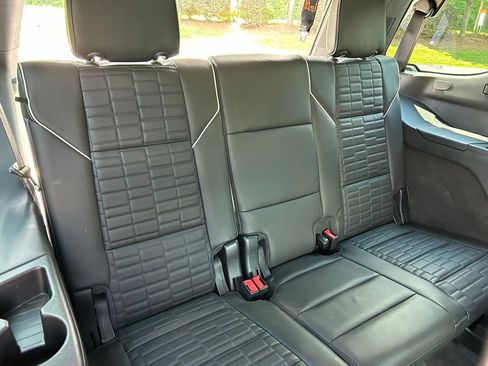Used 2024 Cadillac Escalade Sport Platinum w/ LPO, ONYX Package AWD/4WD image 51