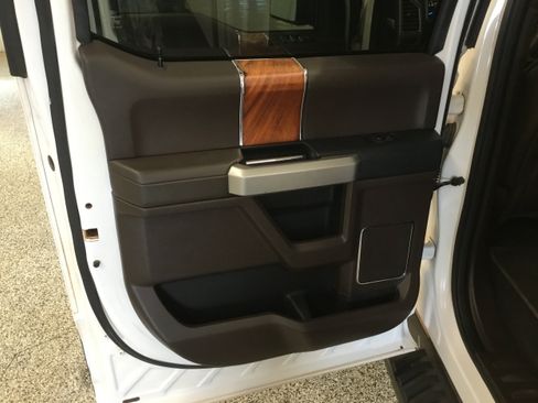 Used 2015 Ford F150 King Ranch AWD/4WD image 12