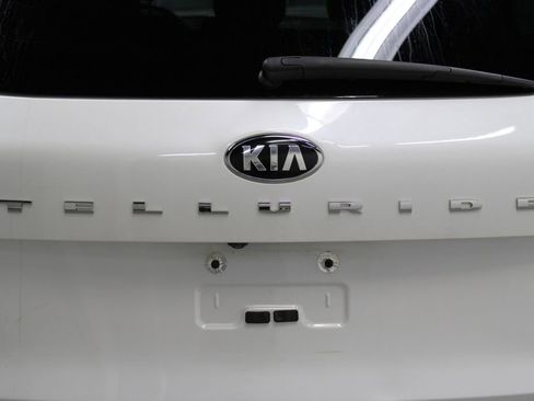 Used 2020 Kia Telluride EX image 45