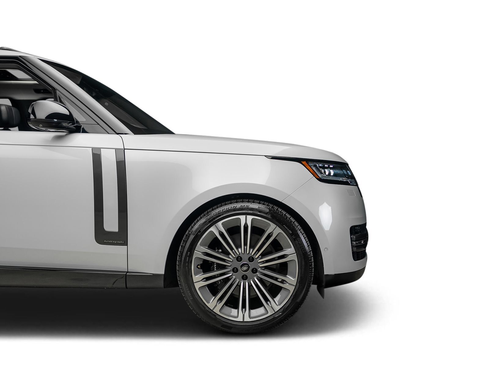 Used 2025 Land Rover Range Rover Long Wheelbase Autobiography AWD/4WD image 24