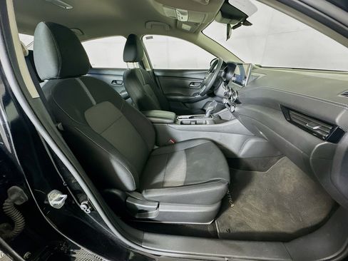 Used 2024 Nissan Sentra SV image 29