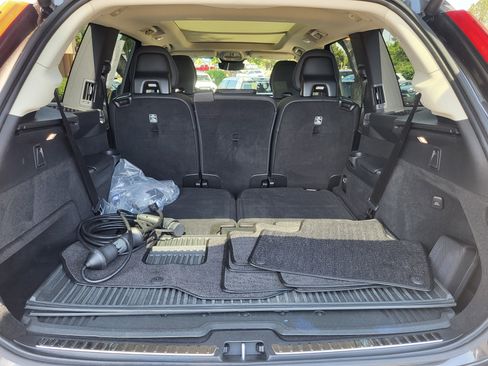 Certified 2023 Volvo XC90 T8 Plus w/ Protection Package Premier AWD/4WD image 24