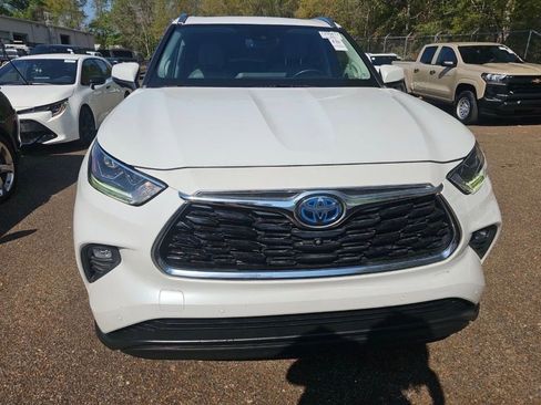 Used 2023 Toyota Highlander Limited image 15