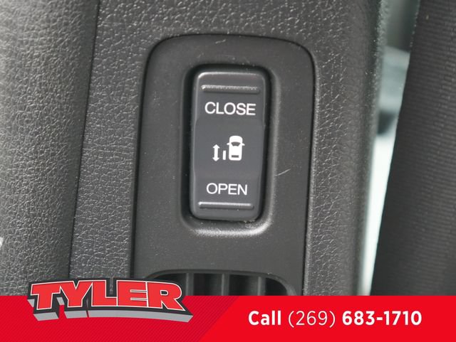 Used 2018 Honda Odyssey EX-L image 47