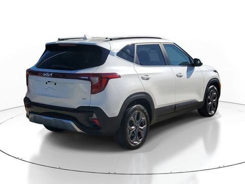 Used 2024 Kia Seltos S AWD/4WD image 4